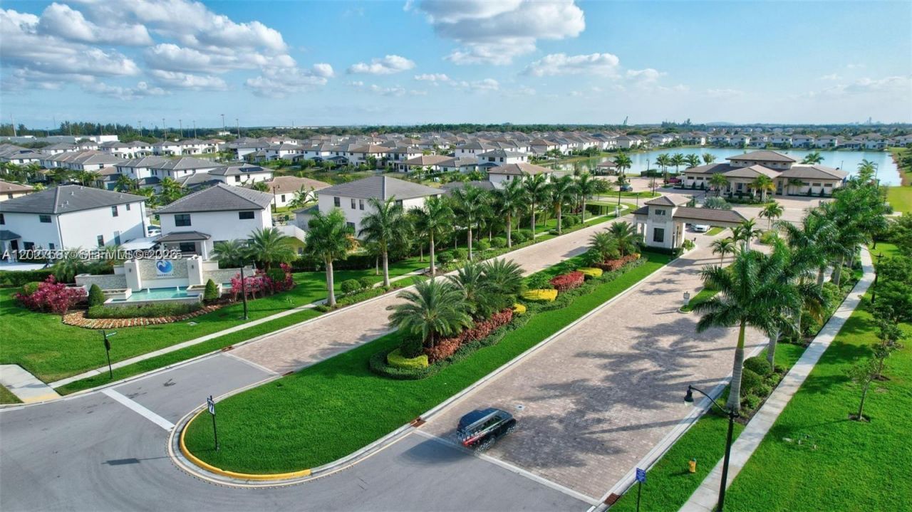 4572 SW 178th Ave, Miramar, FL 33029 Photo