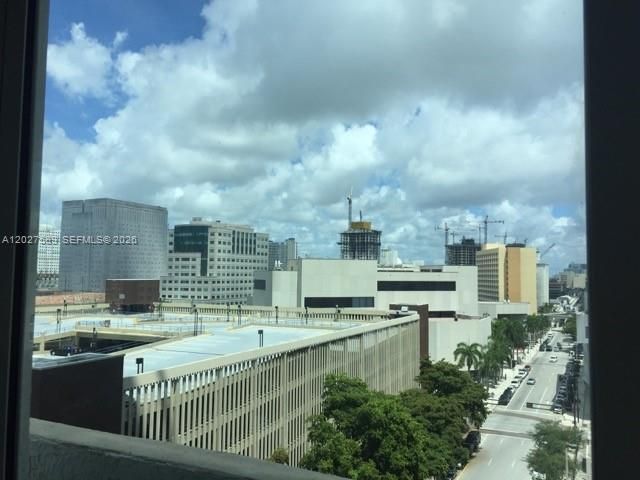 133 NE 2nd Ave , Unit 913, Miami, FL 33132 Photo