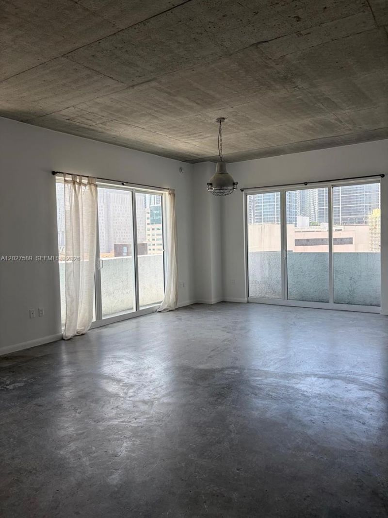 133 NE 2nd Ave, Unit 913, Miami, FL 33132 Photo