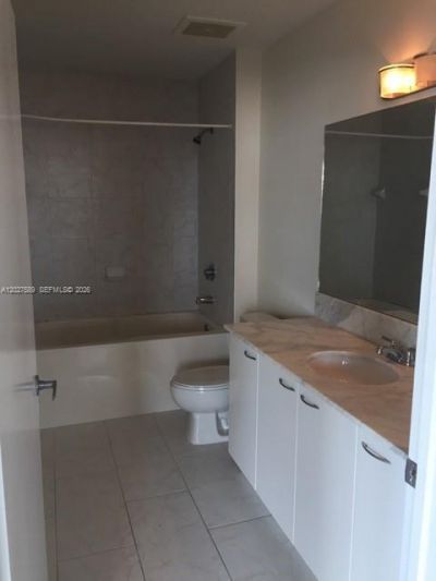 133 NE 2nd Ave , Unit 913, Miami, FL 33132 Photo