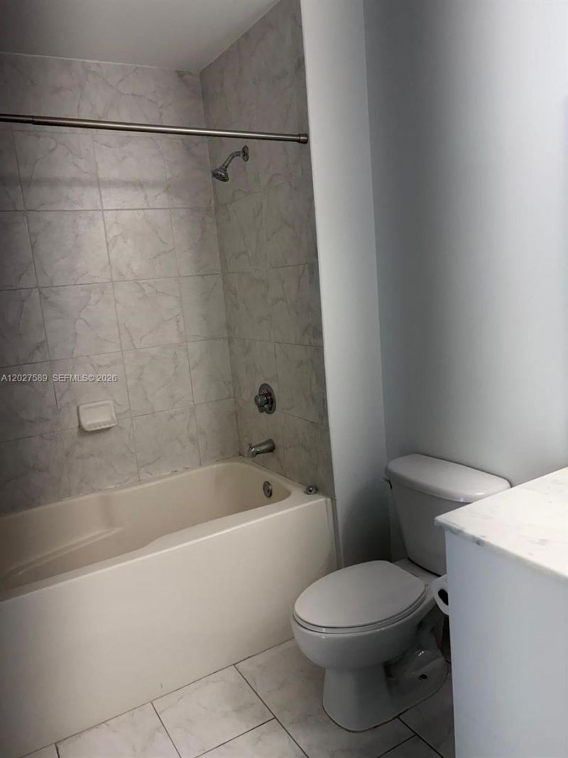 133 NE 2nd Ave, Unit 913, Miami, FL 33132 Photo