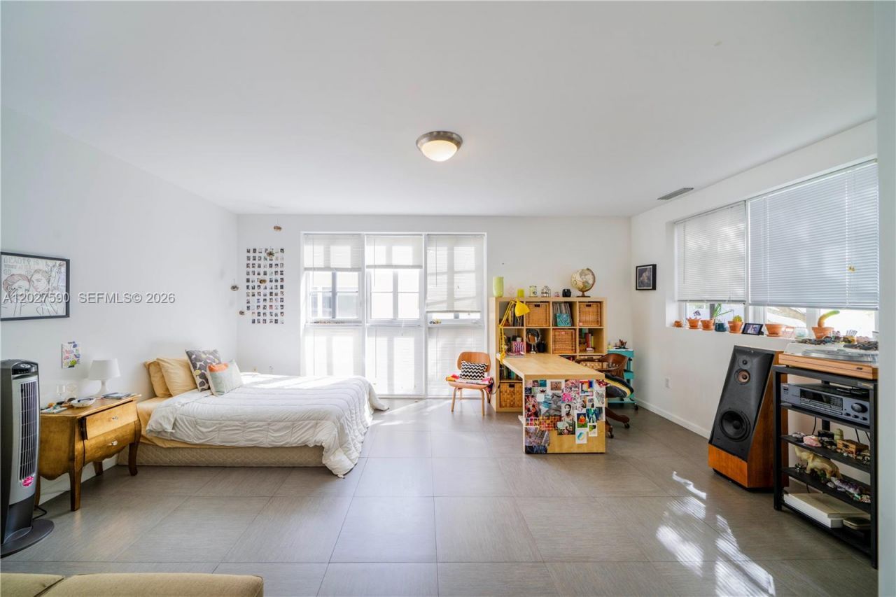 230 Water Way , Miami Beach, FL 33141 Photo