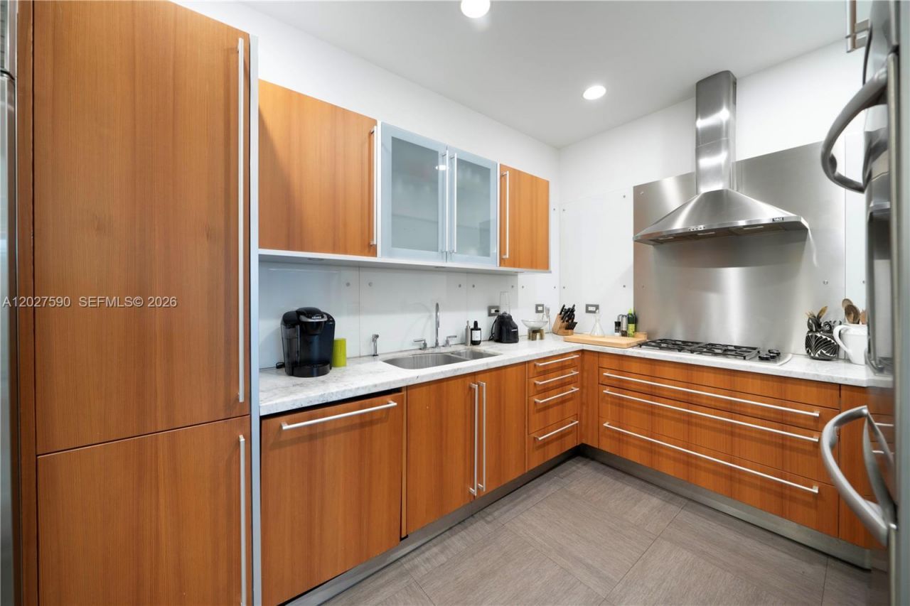 230 Water Way , Miami Beach, FL 33141 Photo