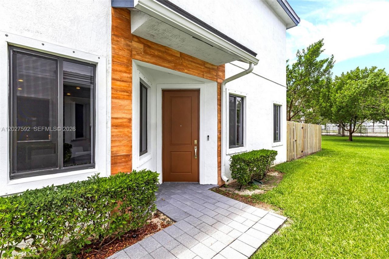 23440 SW 110th Ave , Homestead, FL 33032 Photo