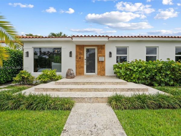 39 Montilla Ave , Coral Gables, FL 33134