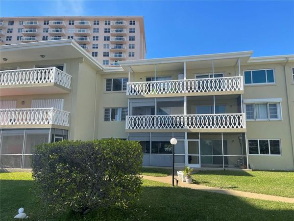 450 Golden Isles Dr , Unit 1H, Hallandale Beach, FL 33009