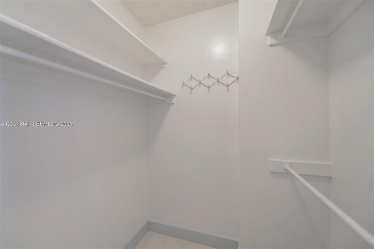 1950 S Ocean Dr, Unit 19P, Hallandale Beach, FL 33009 Photo