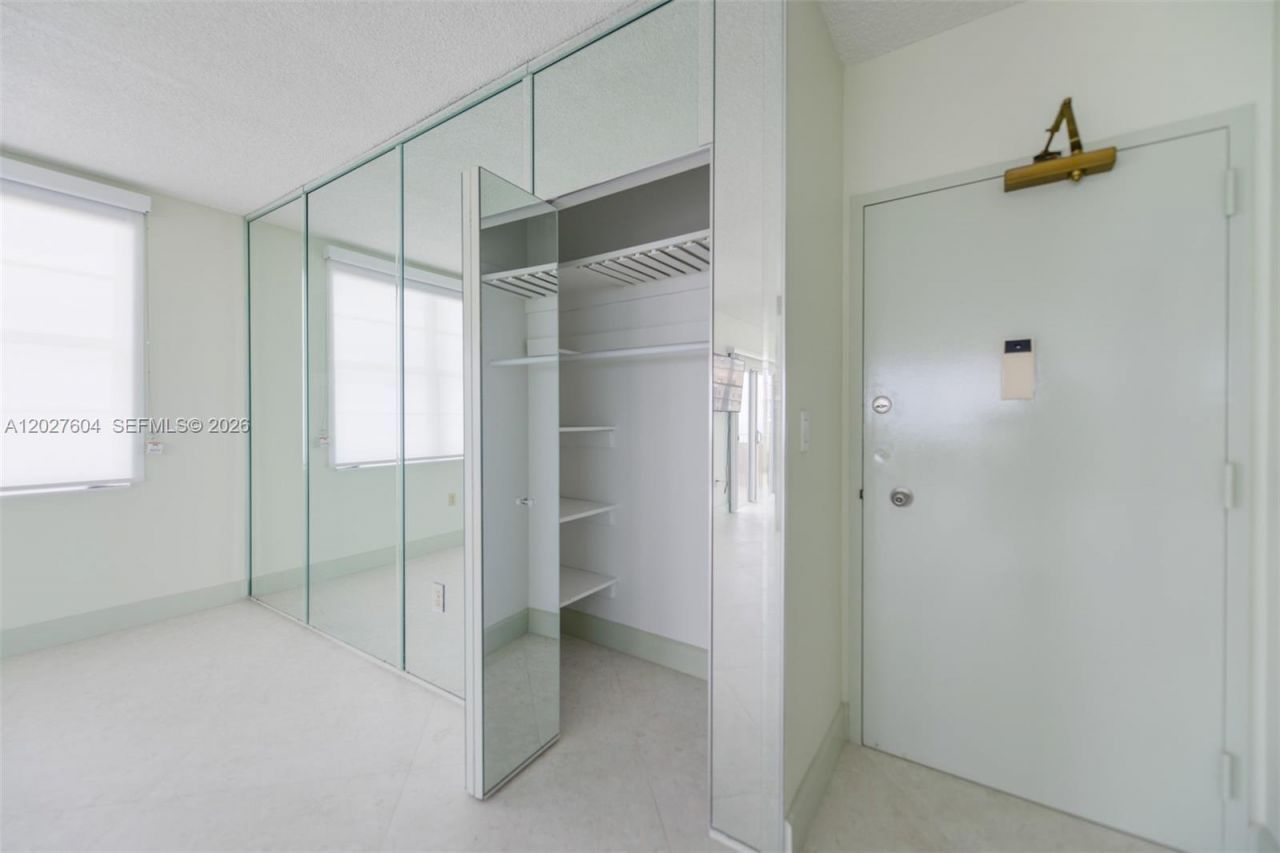 1950 S Ocean Dr, Unit 19P, Hallandale Beach, FL 33009 Photo