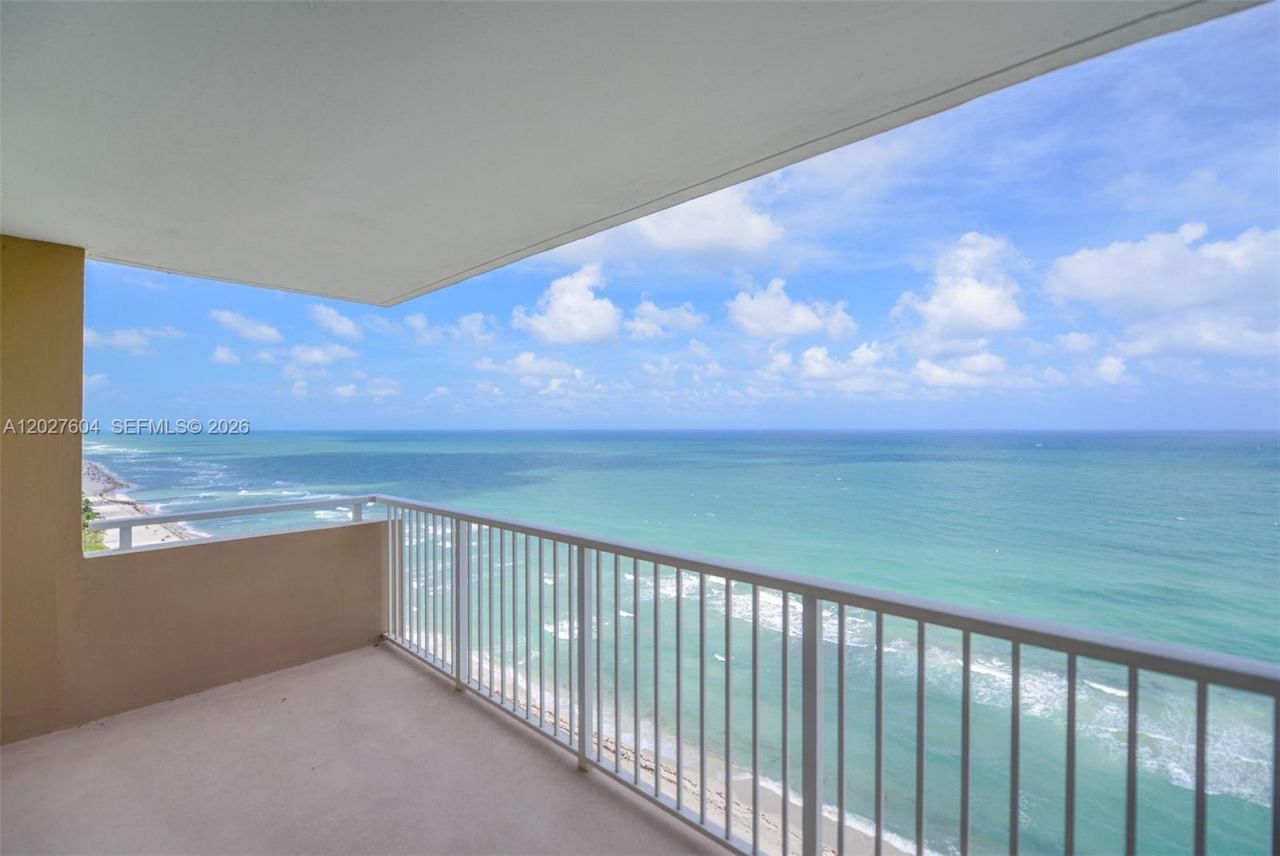 1950 S Ocean Dr, Unit 19P, Hallandale Beach, FL 33009 Photo