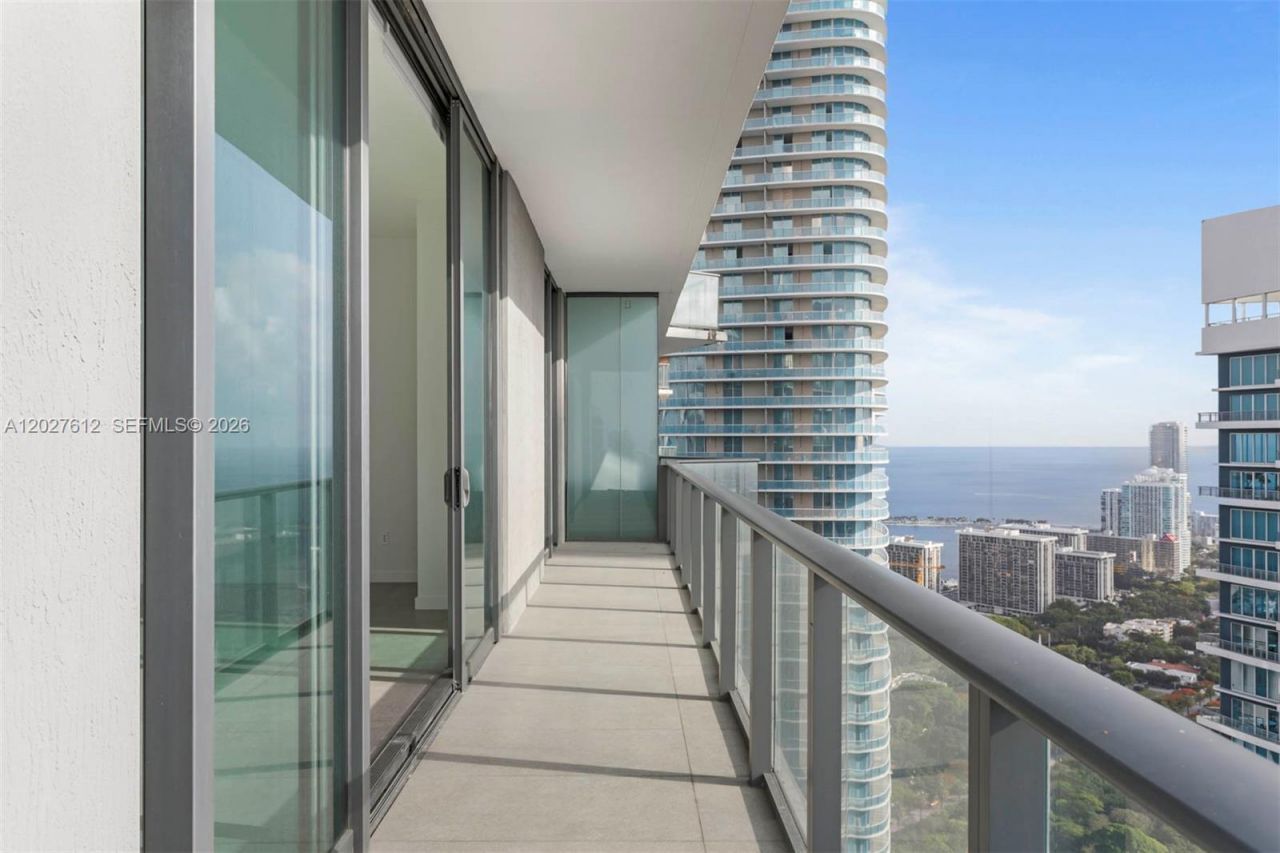 1300 S Miami Ave , Unit PH4910, Miami, FL 33130 Photo