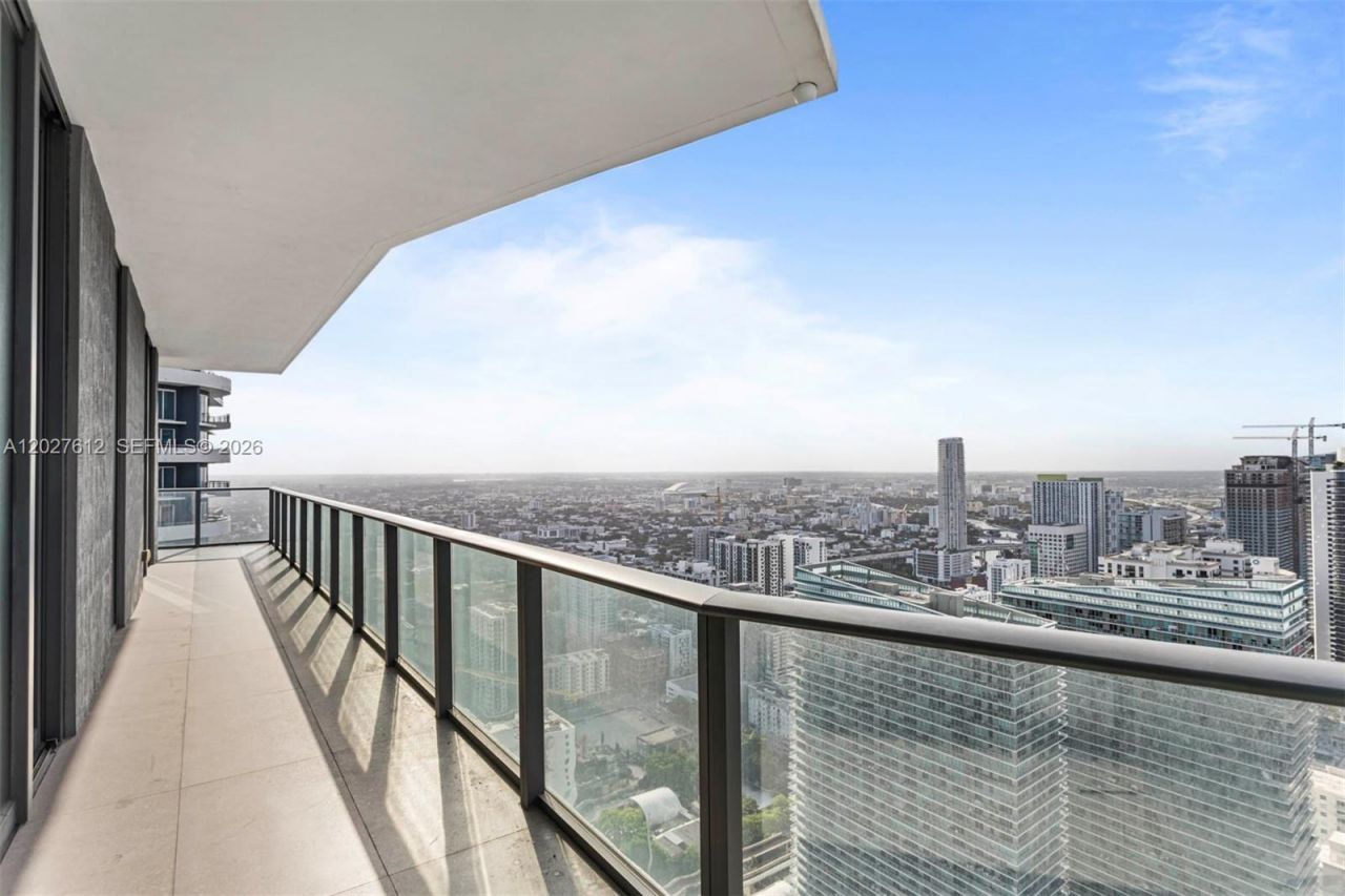 1300 S Miami Ave , Unit PH4910, Miami, FL 33130 Photo