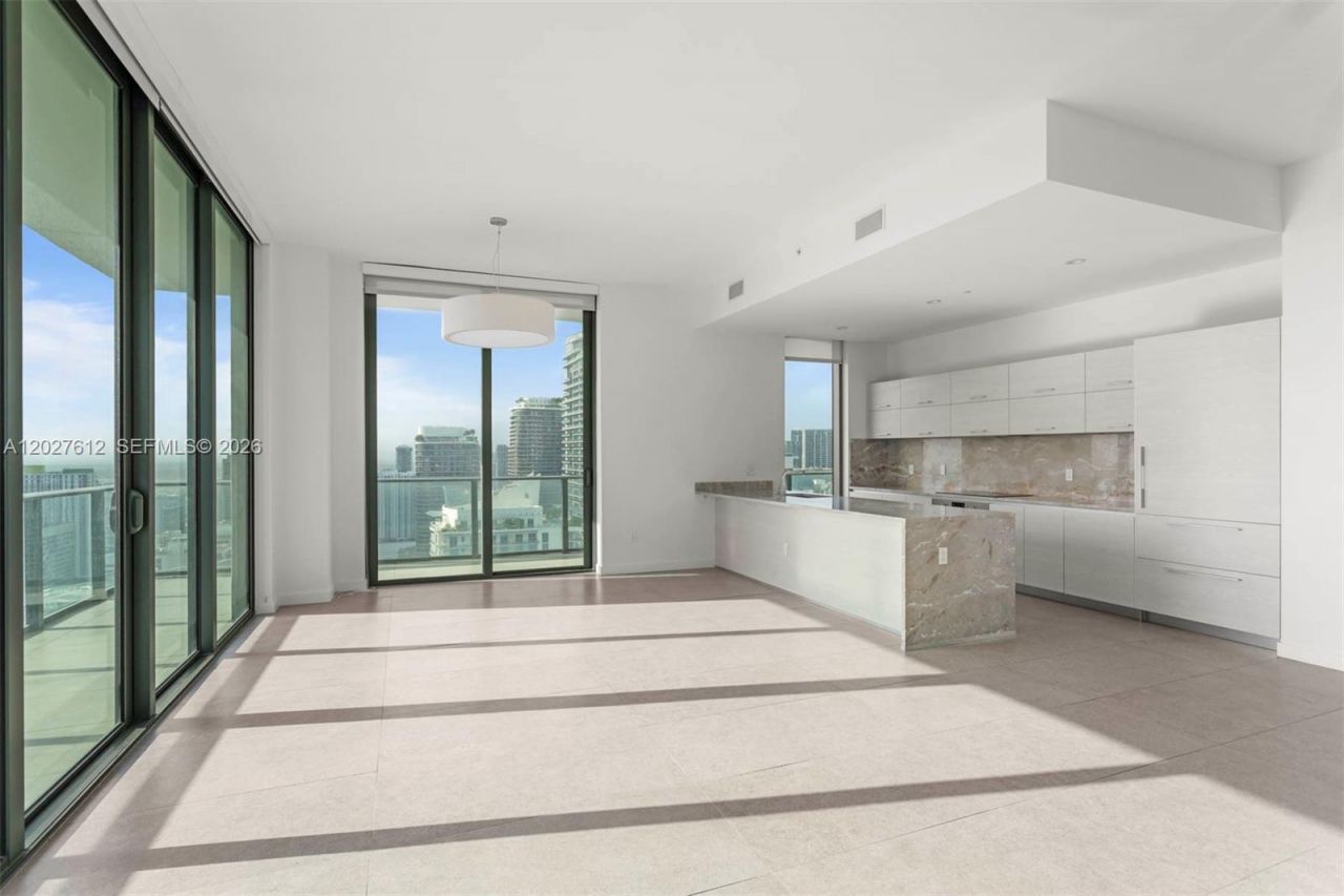 1300 S Miami Ave , Unit PH4910, Miami, FL 33130 Photo