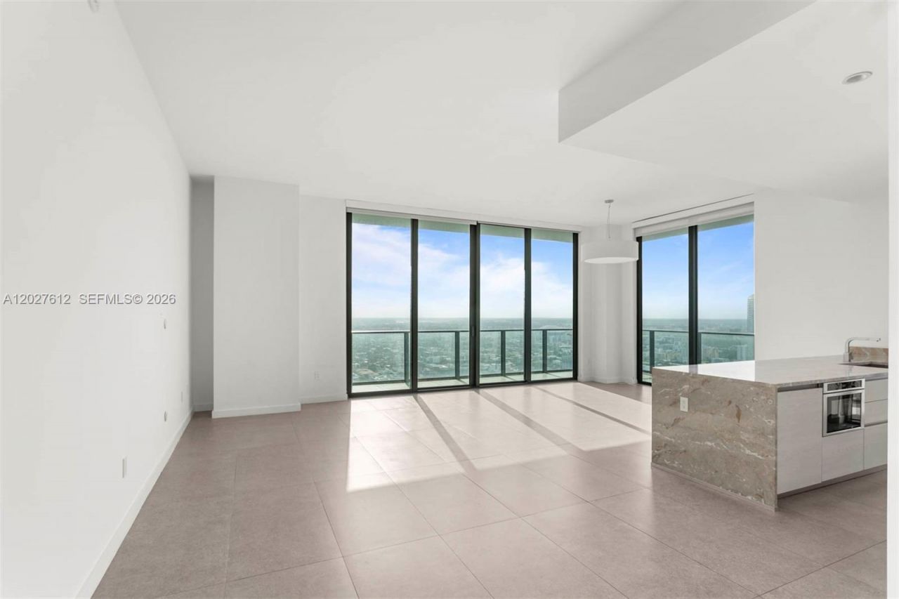 1300 S Miami Ave , Unit PH4910, Miami, FL 33130 Photo