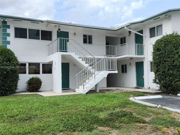 7041 Pembroke Rd , Unit 2, Pembroke Pines, FL 33023