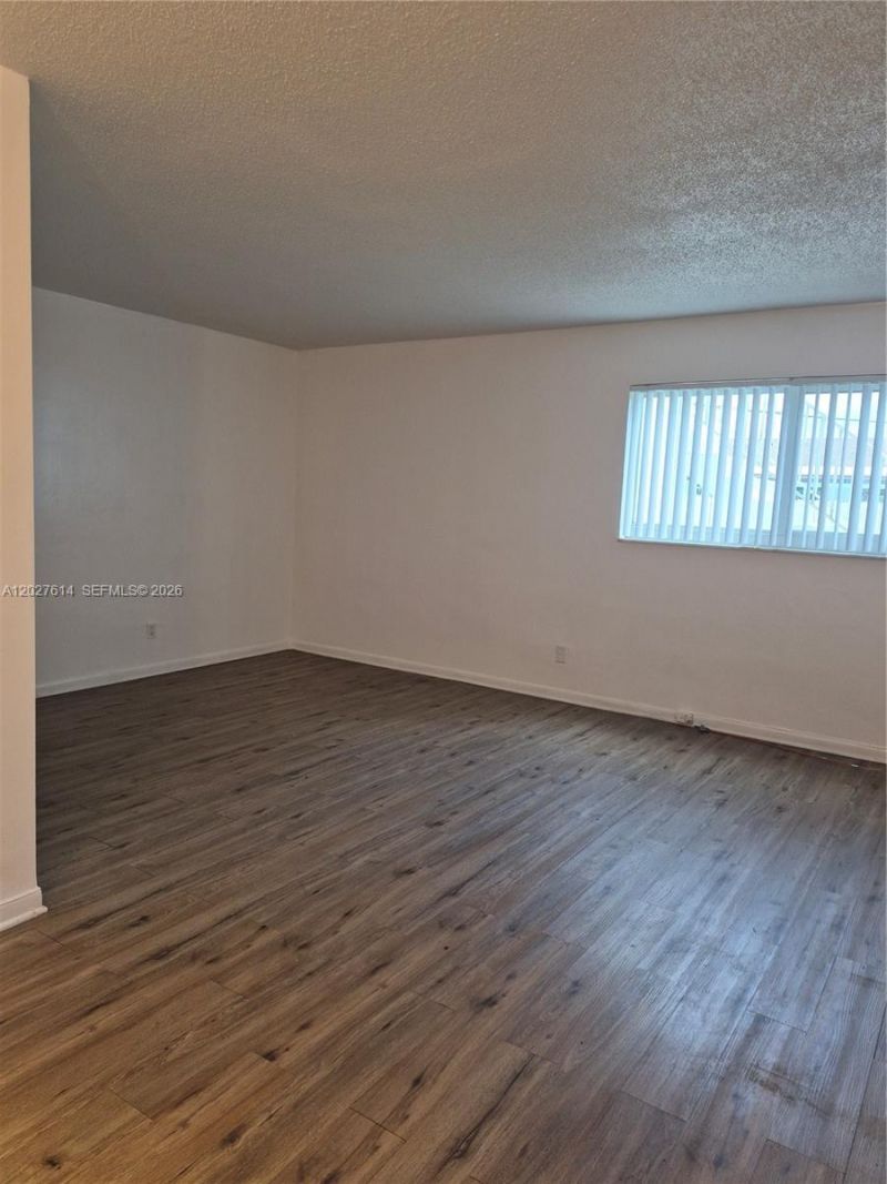 7041 Pembroke Rd , Unit 2, Pembroke Pines, FL 33023 Photo