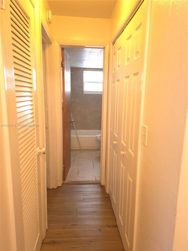 7041 Pembroke Rd , Unit 2, Pembroke Pines, FL 33023 Photo