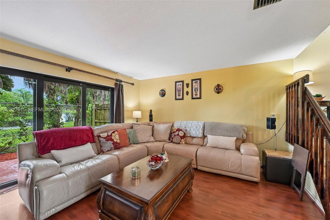 3461 Cluster Rd , Miramar, FL 33025 Photo