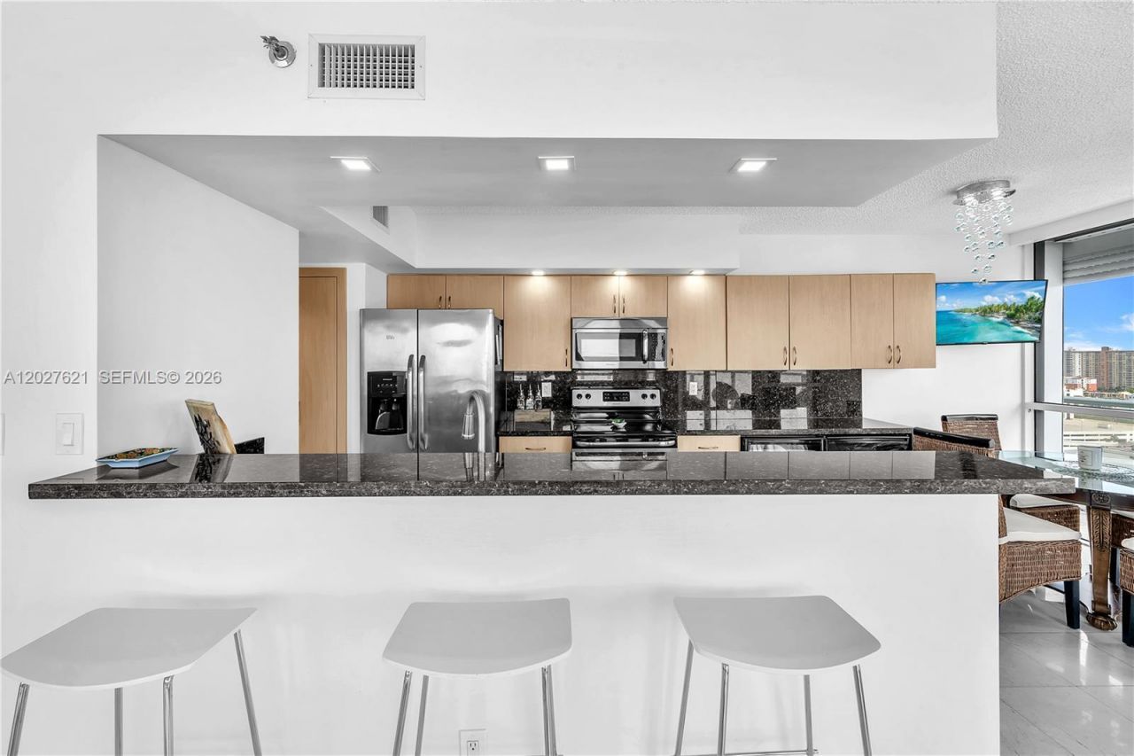 16485 Collins Ave , Unit 1836, Sunny Isles Beach, FL 33160 Photo