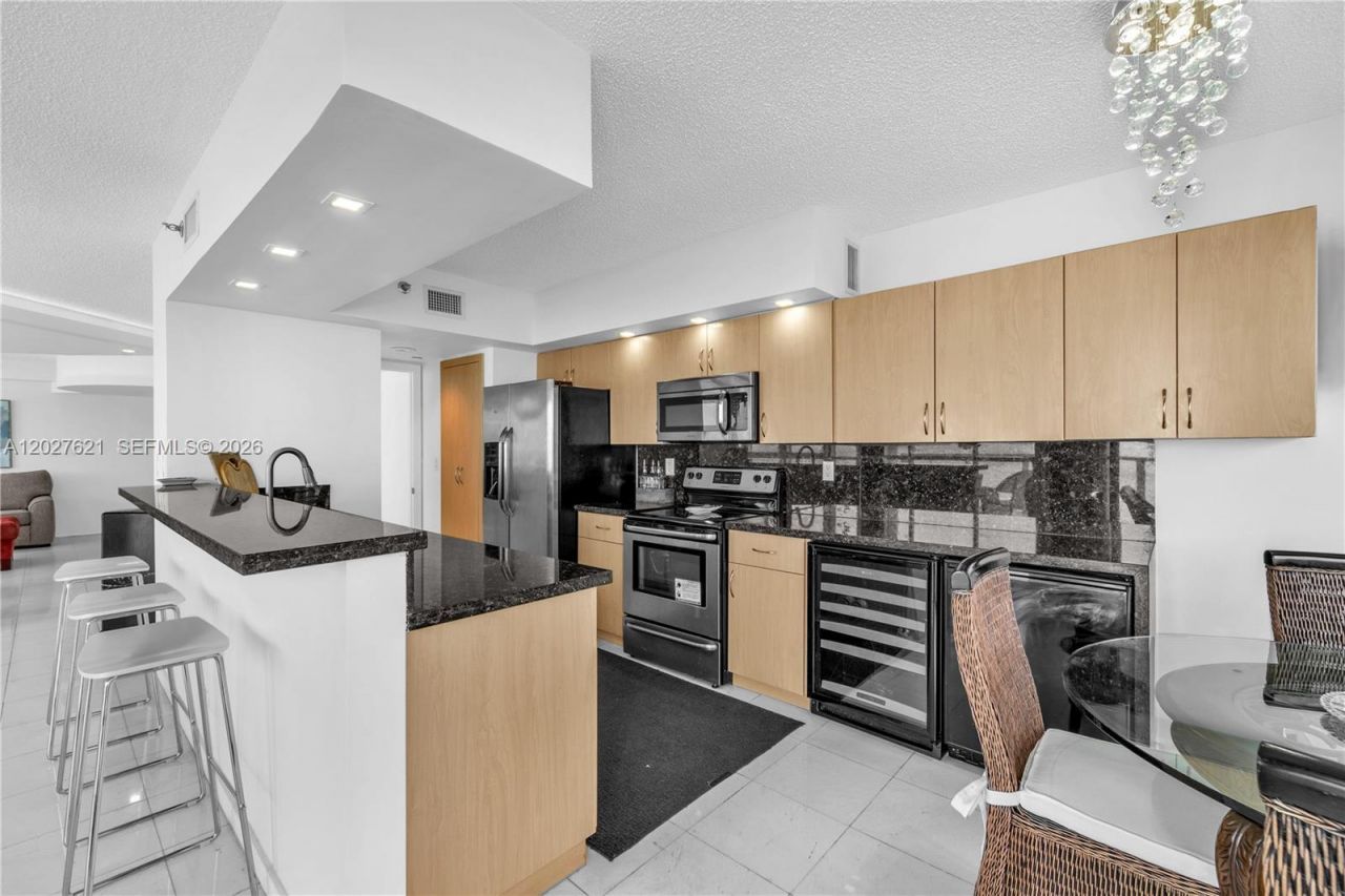 16485 Collins Ave , Unit 1836, Sunny Isles Beach, FL 33160 Photo