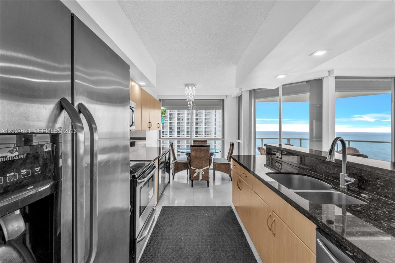 16485 Collins Ave , Unit 1836, Sunny Isles Beach, FL 33160 Photo