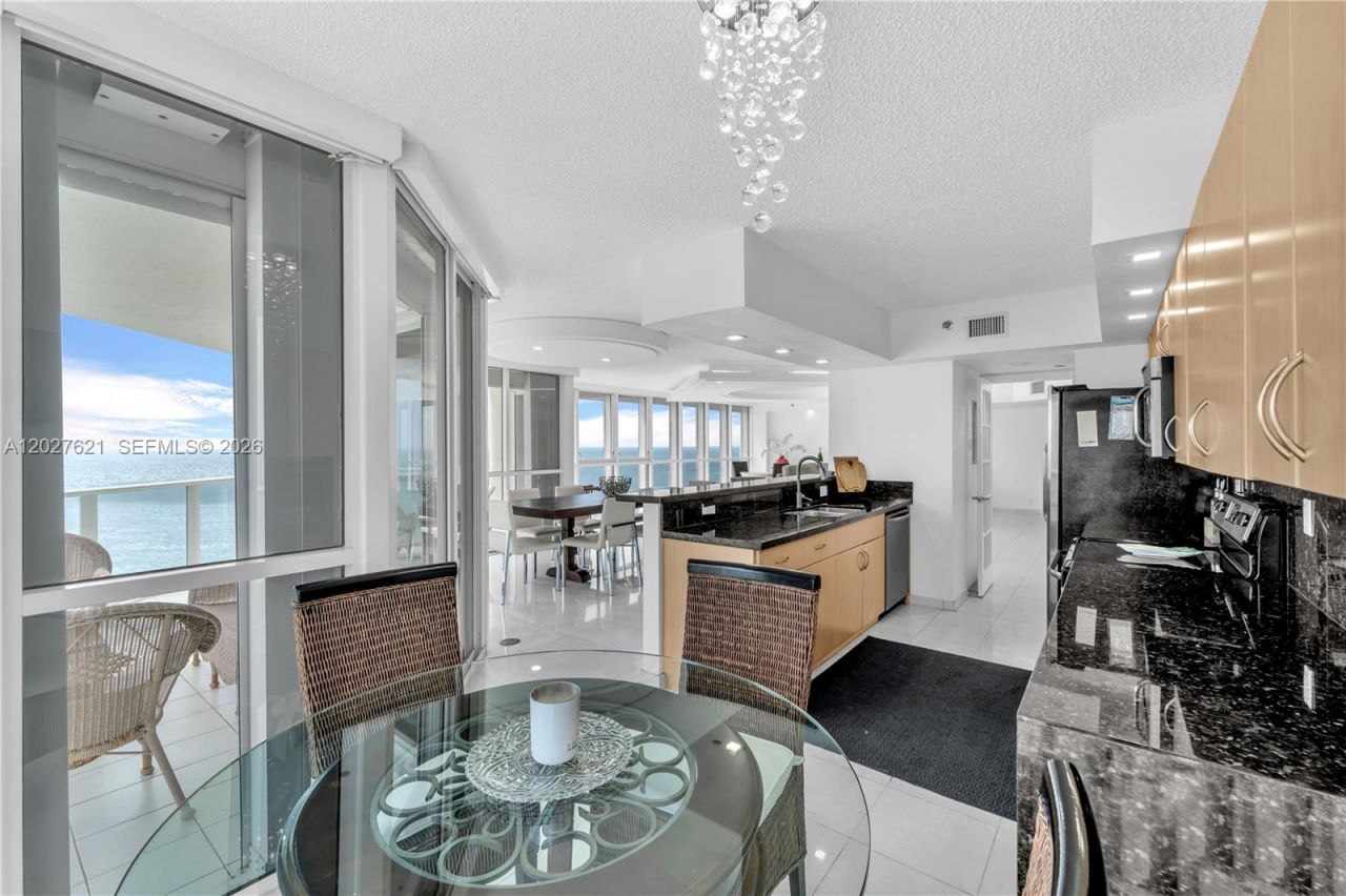 16485 Collins Ave , Unit 1836, Sunny Isles Beach, FL 33160 Photo