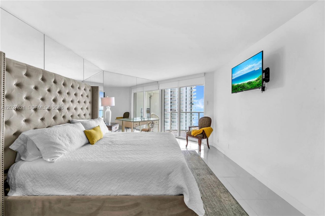 16485 Collins Ave , Unit 1836, Sunny Isles Beach, FL 33160 Photo