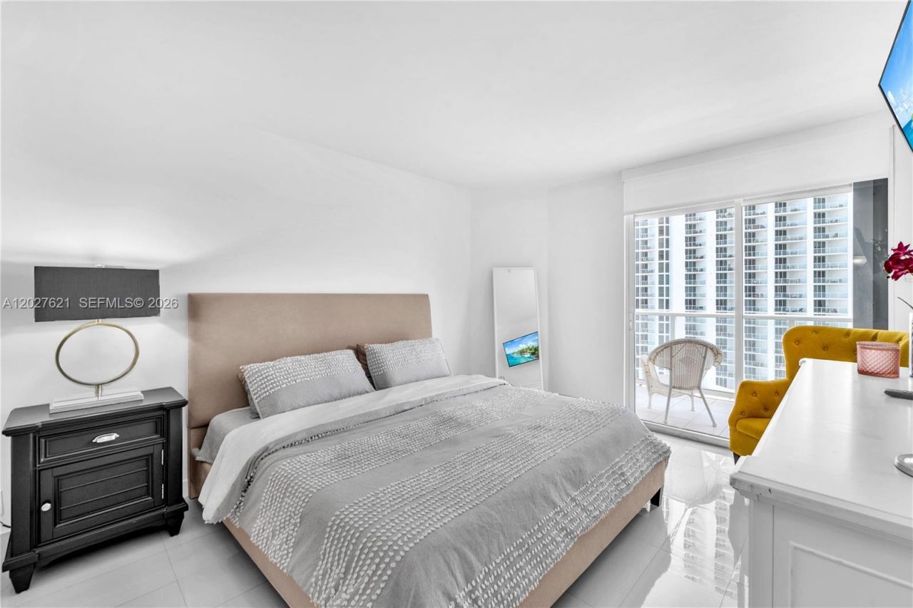 16485 Collins Ave , Unit 1836, Sunny Isles Beach, FL 33160 Photo