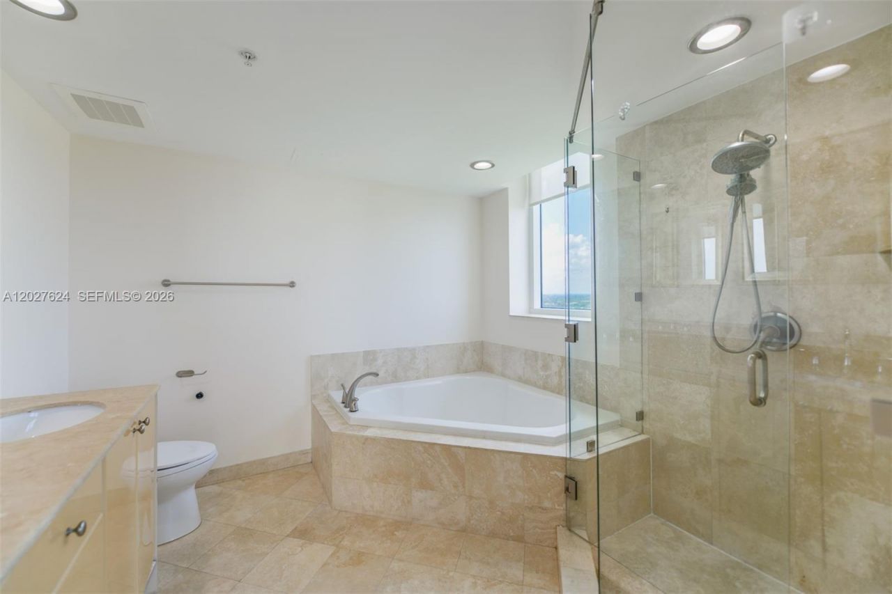 1745 E Hallandale Beach Blvd , Unit 1903W, Hallandale Beach, FL 33009 Photo