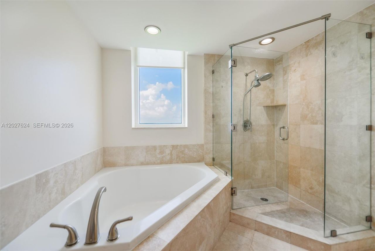1745 E Hallandale Beach Blvd , Unit 1903W, Hallandale Beach, FL 33009 Photo