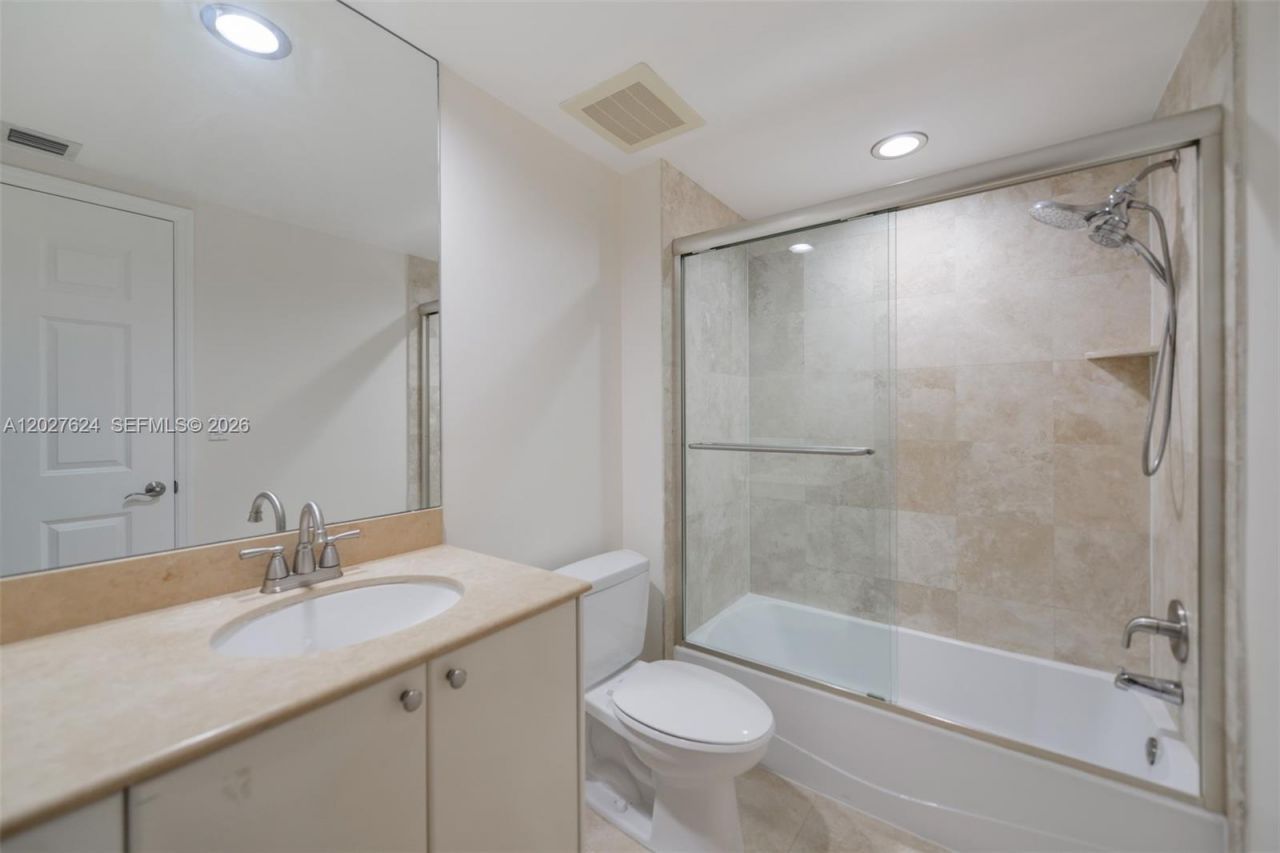1745 E Hallandale Beach Blvd , Unit 1903W, Hallandale Beach, FL 33009 Photo