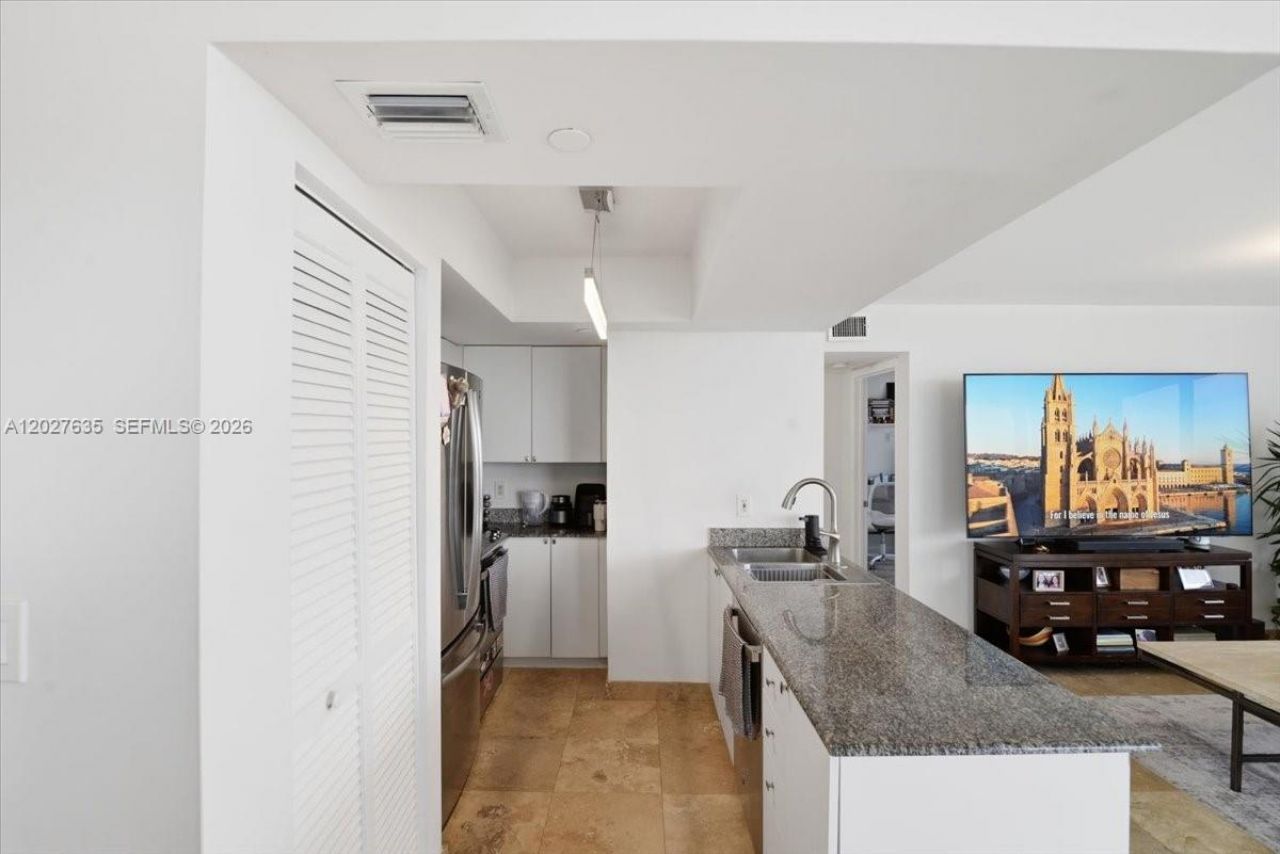 8911 Collins Ave, Unit 601, Surfside, FL 33154 Photo