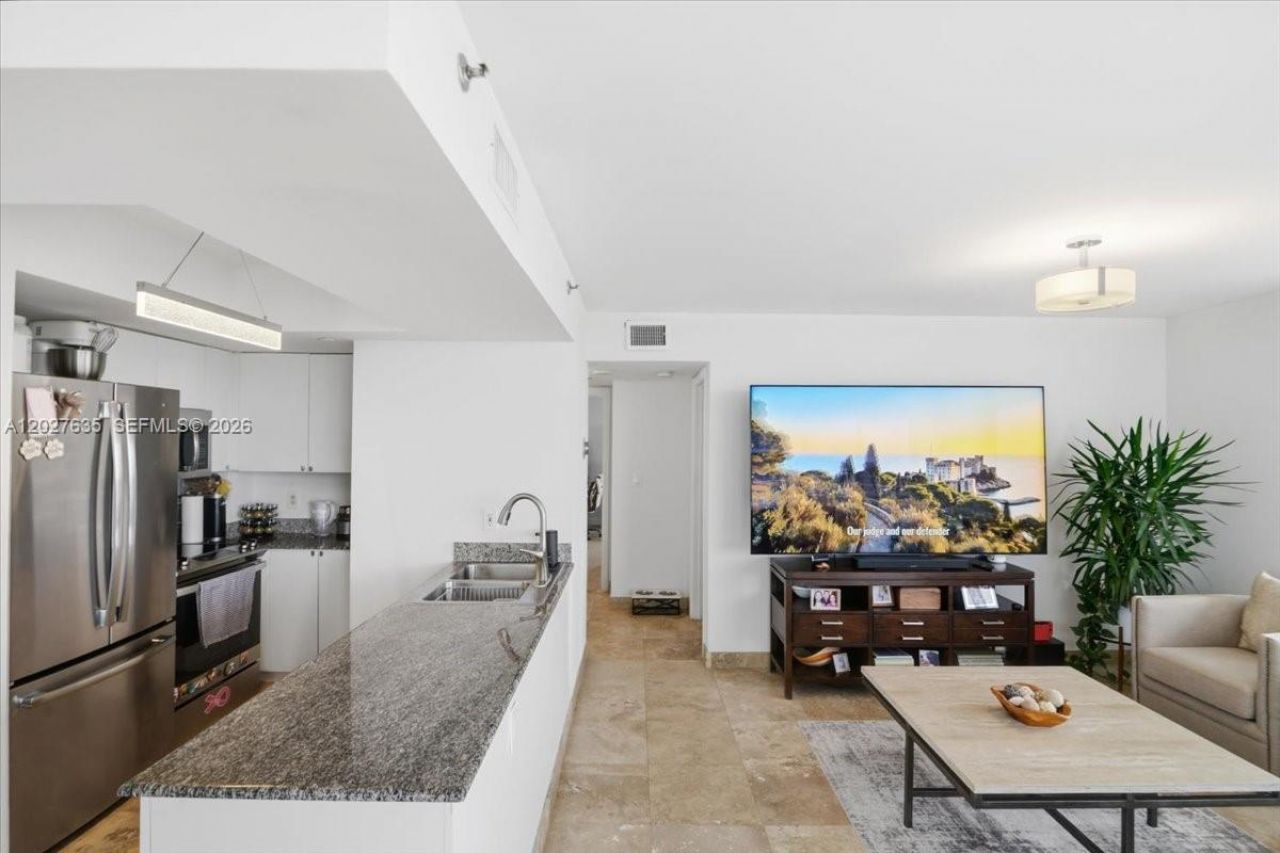 8911 Collins Ave, Unit 601, Surfside, FL 33154 Photo