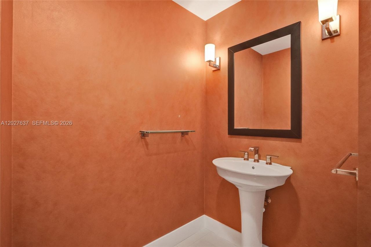 900 Biscayne Blvd, Unit 5412, Miami, FL 33132 Photo