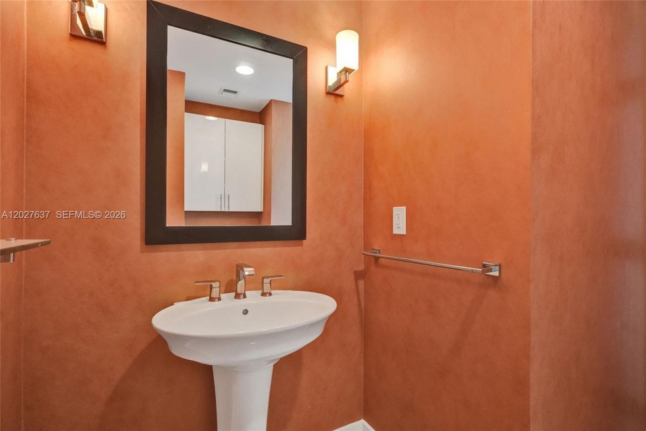 900 Biscayne Blvd, Unit 5412, Miami, FL 33132 Photo