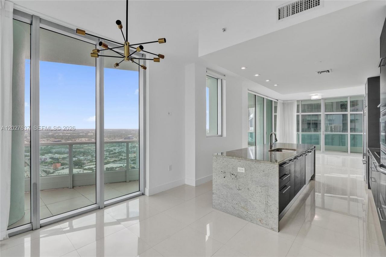 900 Biscayne Blvd, Unit 5412, Miami, FL 33132 Photo