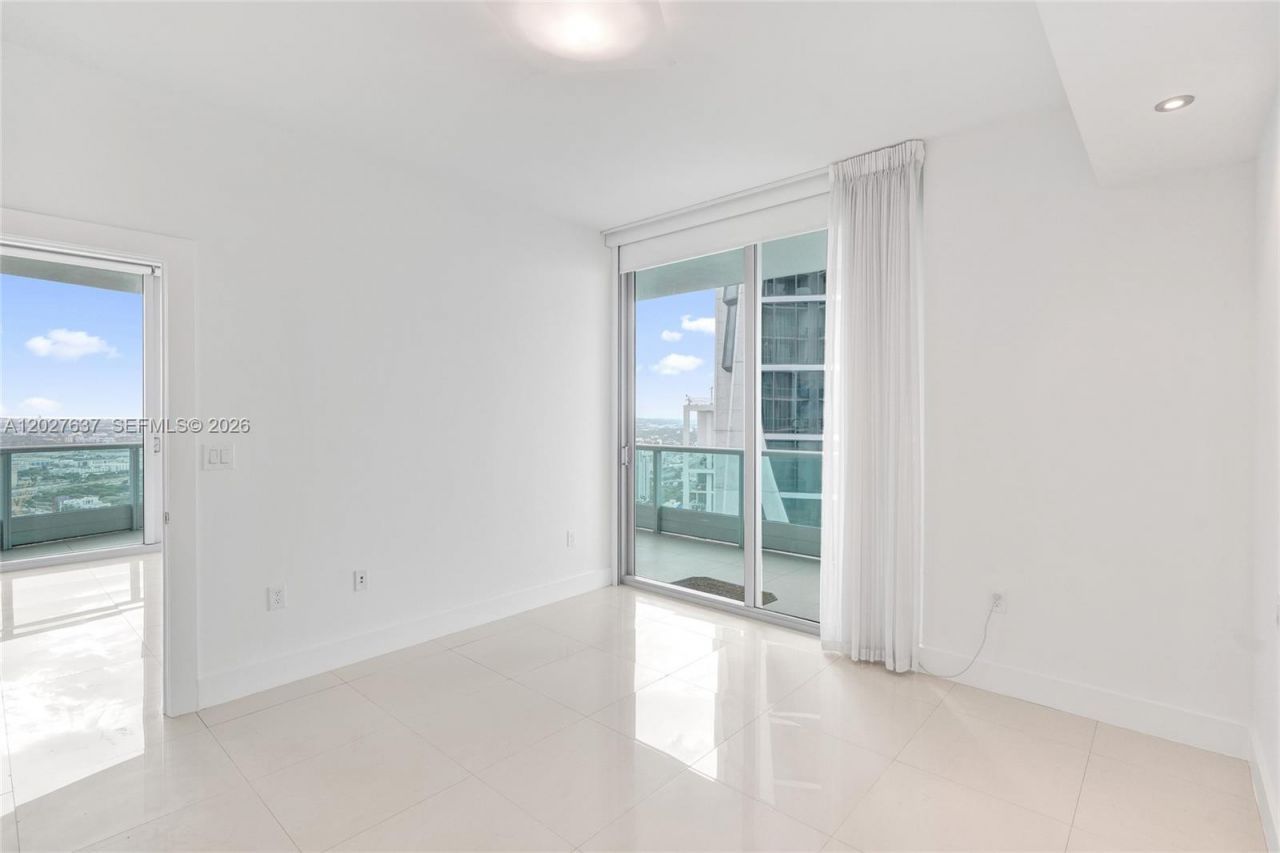 900 Biscayne Blvd, Unit 5412, Miami, FL 33132 Photo