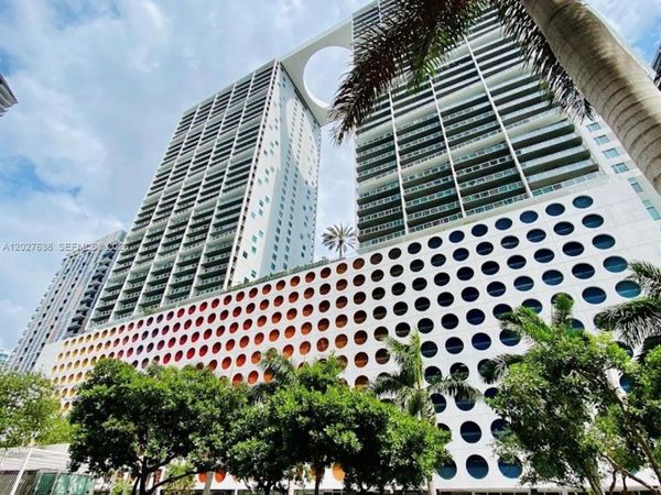 500 Brickell Ave , Unit 3910, Miami, FL 33131