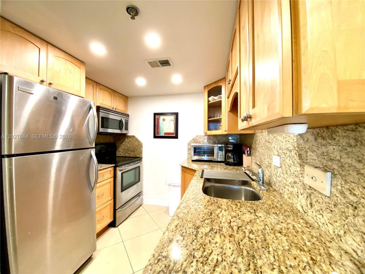 20505 E Country Club Dr, Unit 233, Aventura, FL 33180 Photo