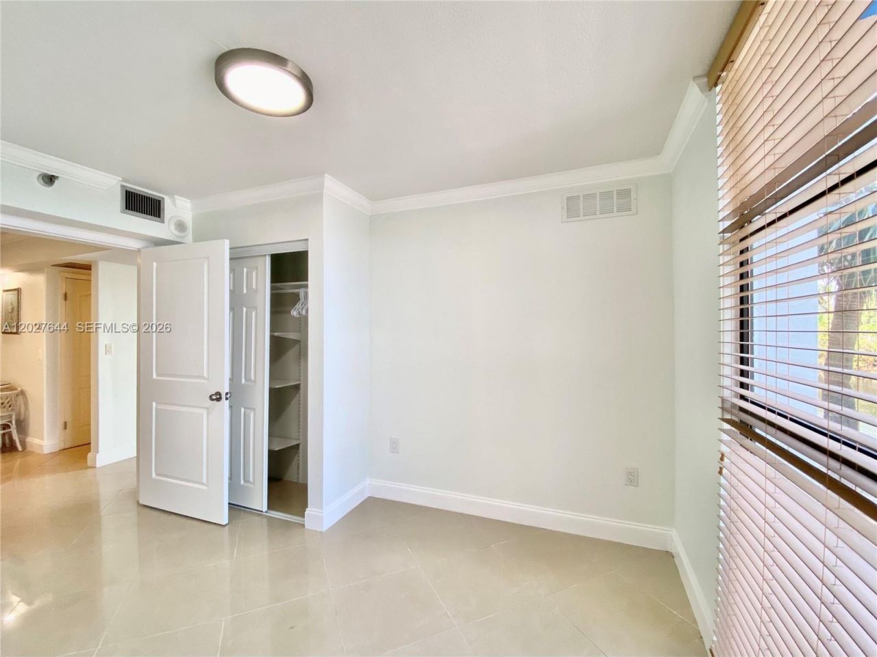 20505 E Country Club Dr, Unit 233, Aventura, FL 33180 Photo