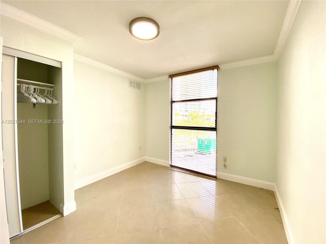 20505 E Country Club Dr, Unit 233, Aventura, FL 33180 Photo