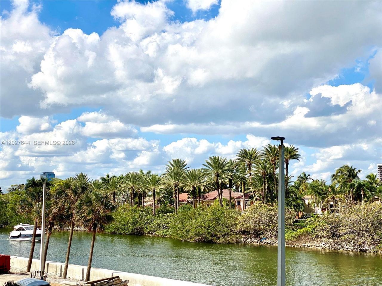 20505 E Country Club Dr, Unit 233, Aventura, FL 33180 Photo