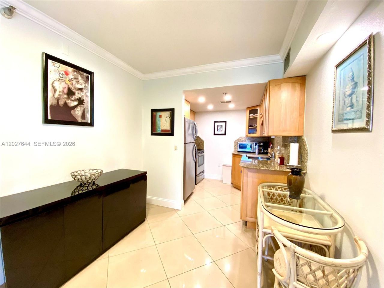 20505 E Country Club Dr, Unit 233, Aventura, FL 33180 Photo