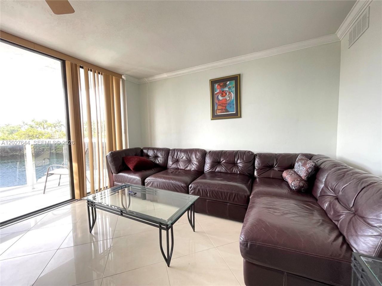 20505 E Country Club Dr, Unit 233, Aventura, FL 33180 Photo