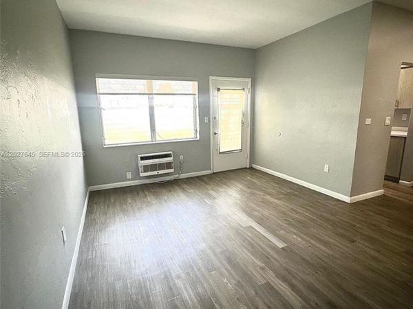 710 Meridian Ave , Unit 9, Miami Beach, FL 33139