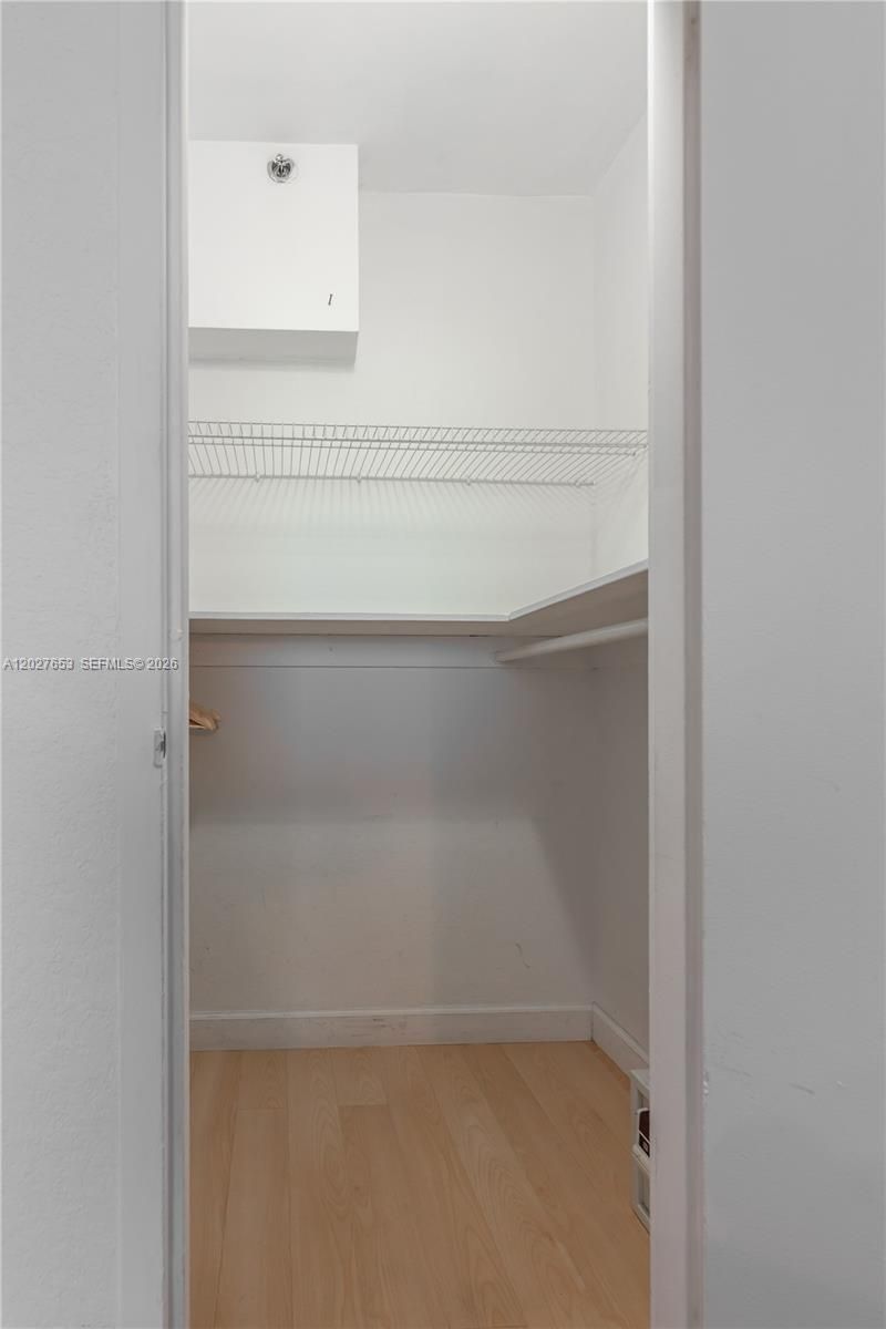 5445 Collins Ave, Unit 1105, Miami Beach, FL 33140 Photo