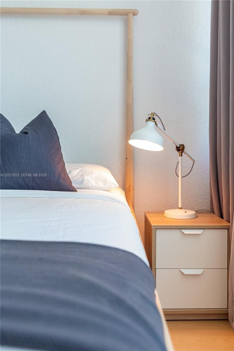 5445 Collins Ave, Unit 1105, Miami Beach, FL 33140 Photo