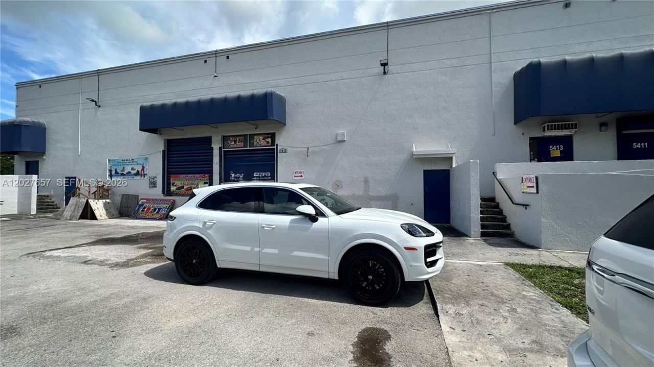 5415 NW 163 St , Miami Gardens, FL 33014 Photo