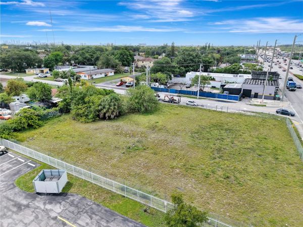 2591 S State Road 7 Rd , West Park, FL 33023