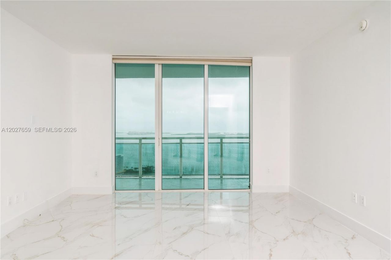 951 Brickell Ave , Unit 3706, Miami, FL 33131 Photo