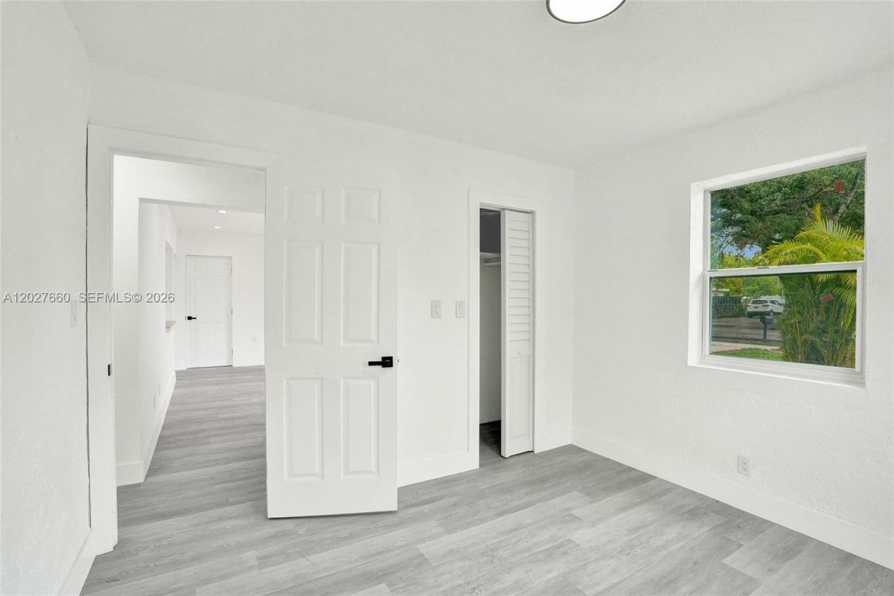 112 Edmund Rd , West Park, FL 33023 Photo